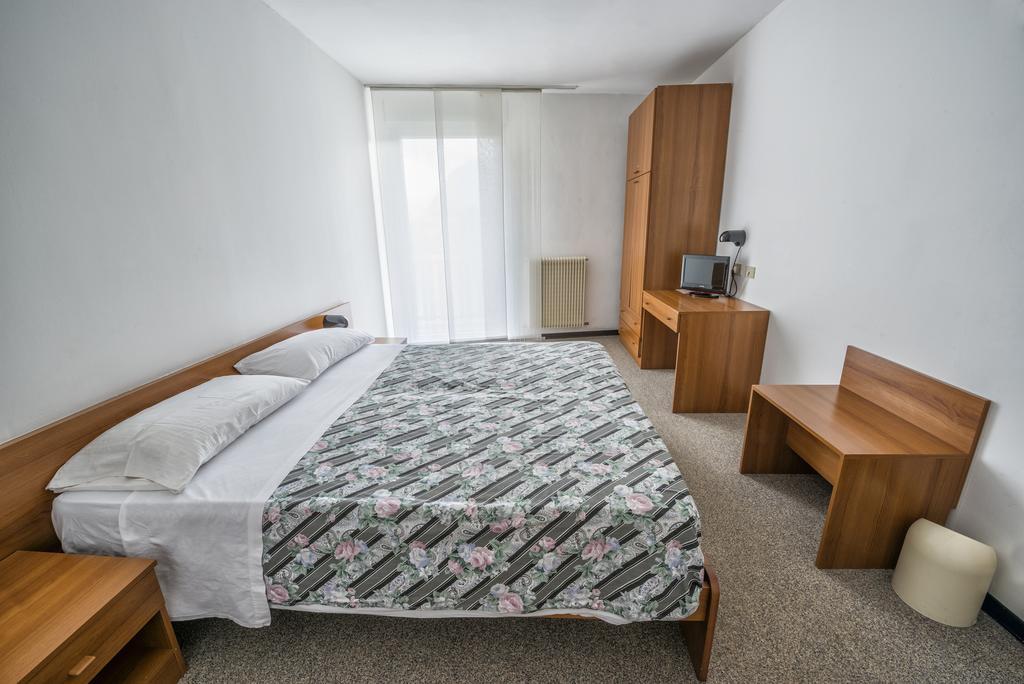 Hotel Drago Mezzocorona Chambre photo