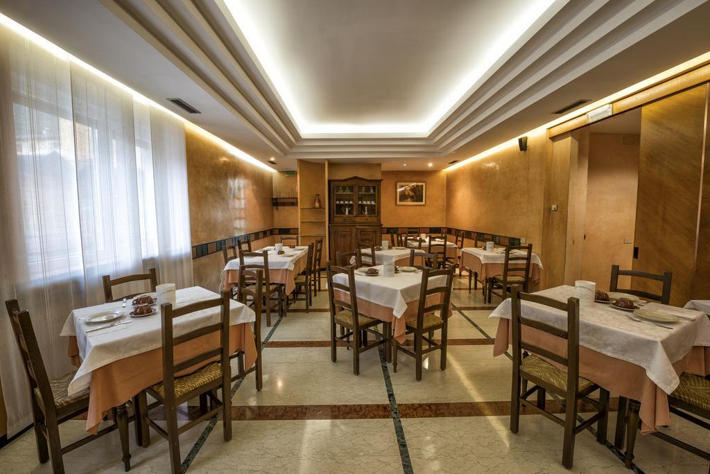 Hotel Drago Mezzocorona Extérieur photo